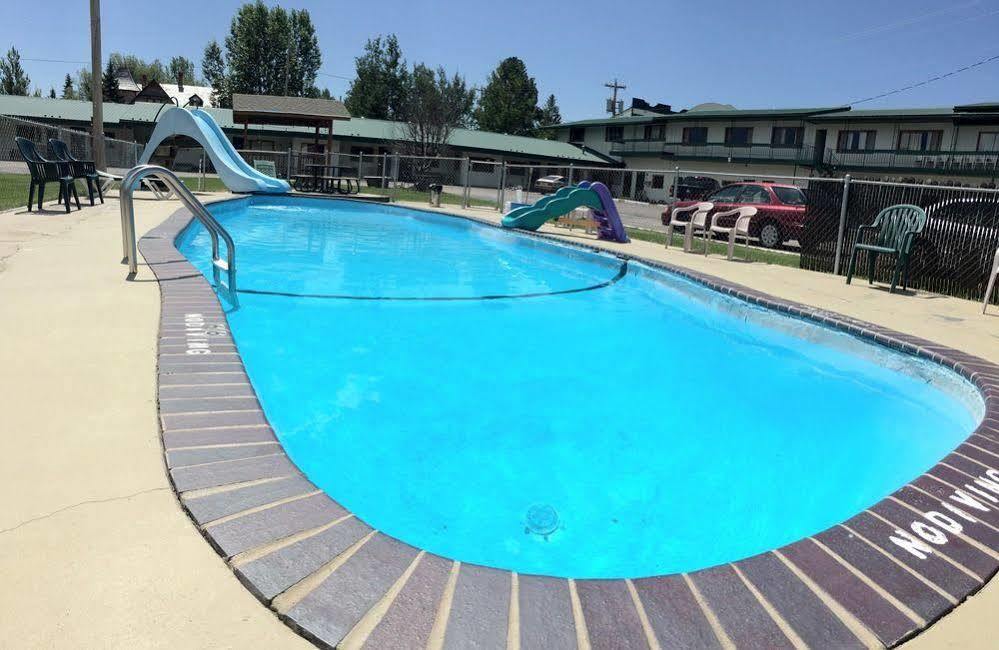 Dakota Cowboy Inn Кастер Экстерьер фото